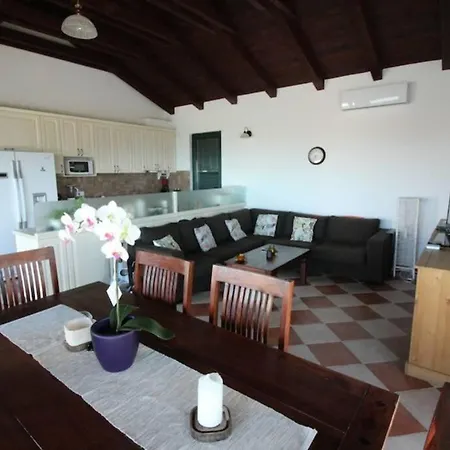 Sellista With Pool And Spectacular Seaveiw Ivanica