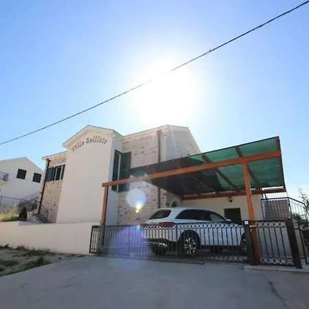 Sellista With Pool And Spectacular Seaveiw Villa Ivanica