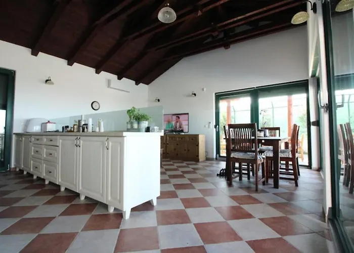 Sellista With Pool And Spectacular Seaveiw Ivanica