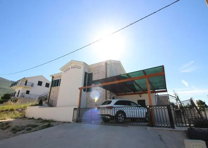 Sellista With Pool And Spectacular Seaveiw 빌라 Ivanica